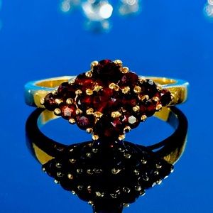 Vintage Garnet Ring